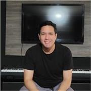 Clases de Piano personalizadas en Aula, para niños, jóvenes y adultos