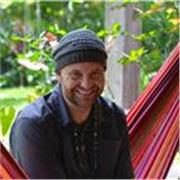 Aprende a la teoría y las diversas técnicas de meditación con el maestro residentete de Brio Madrid