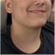 Me defino como una persona que quiere ayudar a esas personas que necesitan ayuda con el inglés y sobretodo que disfruten