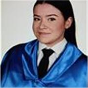 Profesora titulada en atención a personas dependientes con 2 años de experiencia 