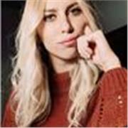 Laureata in Filologia Moderna con il massimo dei voti e offro ripetizioni e supporto allo studio per studenti