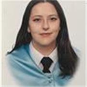 Graduada en educación primaria con mención de inglés. Nivel B2 EOI y en proceso de certificar el C1