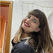 Profesora de Lengua Castellana y Literatura de todas las edades, sobre todo de segundo de bachillerato