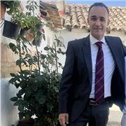 Spanischlehrer und Ingenieur mit innovativer Lernmethode