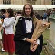 Cambridge English Graduate Wanting to Teach GCSE / A Level English Remotely, Alongside Maths, Biology and Physical Education (Theory)to GCSE standard