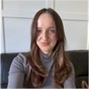 Insegnante tedesca/inglese, RIPETIZIONI+COMPITI, laureata in lingue e insegnamento - tedesca e inglese