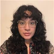 Tutora joven y paciente ofrece repaso completo de Bachillerato con explicaciones claras y personalizadas