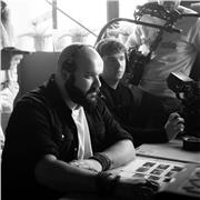 Fotógrafo y editor con más de 5 años de experiencia en diversos campos fotográficos y audiovisuales.