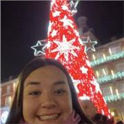 Soy una estudiante universitaria con un título B2 en ingles