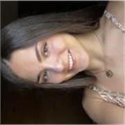 Estudiante de magisterio primaria comprometida a realizar un refuerzo escolar de primaria