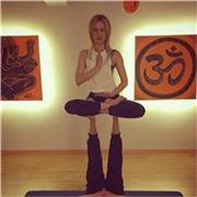 Cerchi un'Istruttrice Yoga e Life Coach olistica? Hai trovato la persona giusta! Offro lezioni per dare centratura a corpo e mente