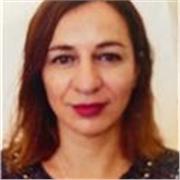 Profesora de diseño, patronaje, modelaje y costura