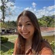 Profesora graduada en Educación Primaria con mención en inglés y experiencia en España e Irlanda con diversas edades.