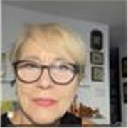 Scrivo da sempre ed è diventato il mio lavoro. Ho insegnato il mestiere di giornalista ai miei collaboratori. E comunico l empatia