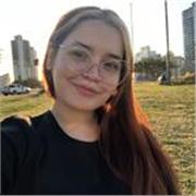 Estudiante de arquitectura dando clases de español básico, intermedio y avanzado