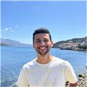 Profesor de Educación Infantil y de Primaria por Educación Física en proceso. Amante del deporte y la actividad física.