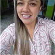 Profesora de lenguas extranjeras con amplia experiencia en todas las edades en la enseñanza de inglés y francés como segunda lengu