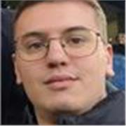 Profesor de física apto en la materia y con conocimientos docentes.