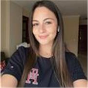 Profesora de Inglés apta para todos los niveles. Nivel certificado C1 y en proceso para certificar C2. 