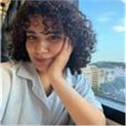Experienced IELTS C1 certified English teacher in Madrid offering personalized classes for children, teenagers, and adults.