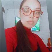 Profesora online para apoyo escolar en educación básica