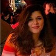 Insegnante di italiano e inglese offre lezioni di italiano a stranieri. Abbondanza di materiale in italiano, buon approccio, positività, entusiasmo e passione per i compiti intrappresi