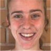 Soy una joven estudiante con una titulación B2 certificado por Oxford, tengo bastante experiencia trabajando con niños y como profesora particular, soy muy paciente y me gusta enseñar de manera dinámica para que la/el niñ@ disfrute del aprendizaje