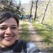 Sono alla  un'nsegnante seria e competente, appassionata del proprio lavoro educatrice e da anni insegno nelle scuole. 