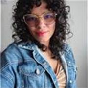 Licenciada en Química, paciente, responsable y comprometida enseñando.