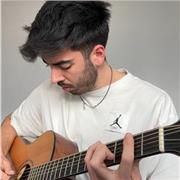 Vuoi Imparare a Suonare la Chitarra? Lezioni Personalizzate con Chitarrista Professionista