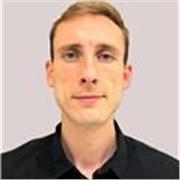  Professeur de FLE passionné, je vous aide à parler français avec confiance et plaisir.