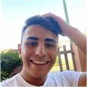 Neodiplomato al liceo classico che non vede l’ora di inserirsi nel mondo del lavoro e dell’insegnamento. Il mio obbiettivo è quello di stimolare gli interessi dei ragazzi, al fine di poterli accompagnare in una crescita sia didattica che personale