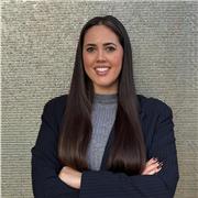 Titulada en marketing e investigación de mercados y luego hice un Master en marketing digital