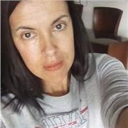 Docente de sociales con niños de primaria