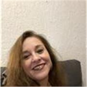 Licenciada de ciencias biológicas, profesora de quimica, biologia, matematica