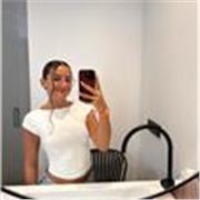 Estudiante de bachillerato científico, muy interesada en la biología 