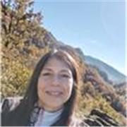 Entrenadora deportiva, especialista en el área fitness entre otros (también running, senderismo y funcionales) con más de 20 años 