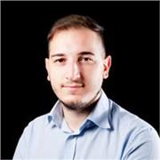 Programmatore insegna programmazione e basi di informatica
