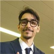 Laureato in lettere classiche per lezioni d'italiano online per ogni tipo di esigenza.