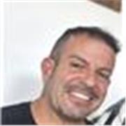 Offro lezioni d ' Inglese essemdo un madre lingua italo britannico, adattandole alle loro necessita specifiche! Risiedo a Bologna