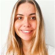 Tutrice pour l'aide aux devoirs et le soutien scolaire en anglais de la maternelle jusqu'à l'université