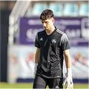 Persona muy sociable, habladora, paciente y con buen sentido del humor.