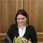 English-Tutorin für alle Altersgruppen mit ausführlicher Erfahrung.