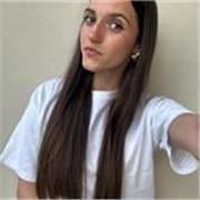 Sei alla ricerca di una insegnante che ti sproni a fare sempre del tuo meglio? Contattami