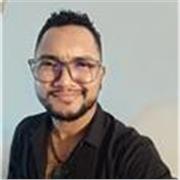 profesor o tutor de educacion artistica, historia del arte, sociales , historia en general