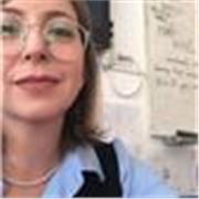 Insegnante primaria con Laureata Scienze della Formazione primaria + Laurea in Filosofia