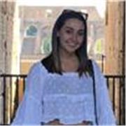 Insegnante di italiano, neolaureata in scienze linguistiche, offre lezioni private di italiano e italiano L2 ad adulti e ragazzi. 