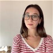 Laureata in lingue straniere offre lezioni di inglese a studenti di scuole medie e superiori