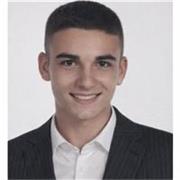 Graduado en ADE y Sociología | Experiencia internacional y CaixaBank | Economía, Inglés, Matemáticas, Bachillerato, Apoyo Escolar
