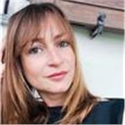 Buongiorno, sono Martha, sono cresciuta a Leeds e studiato lingue, parlo inglese, italiano e spagnolo! Ho insegnato inglese privatamente a bimbi tra 7 e 9 anni.Vorrei continuare ad insegnare anche ad adulti con modi semplici e divertenti! Contattatemi!